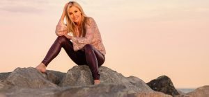 DonnaBarnes-WEB Header 374 3